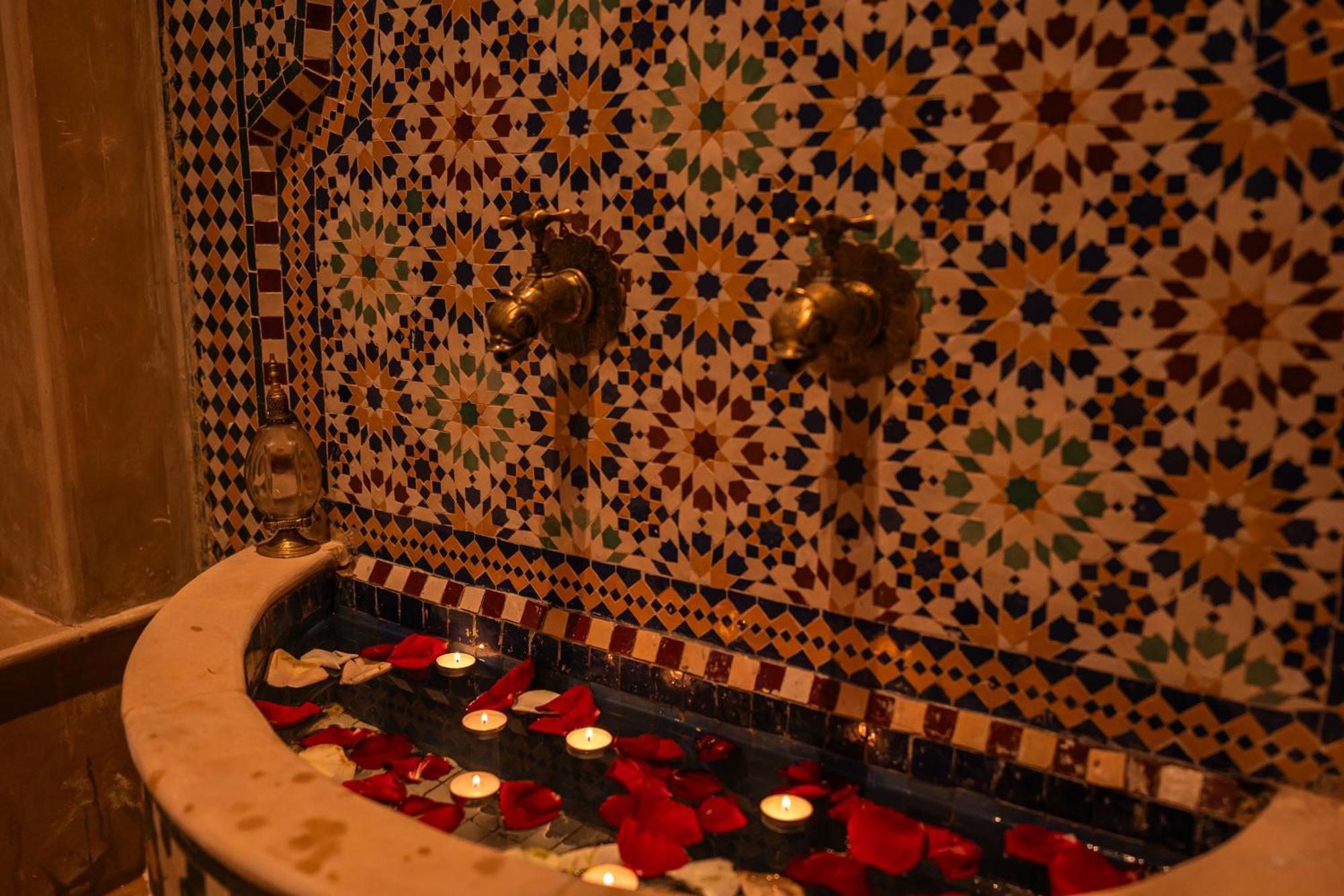 Palais Menzah & Spa Ouled Bouzid Bagian luar foto